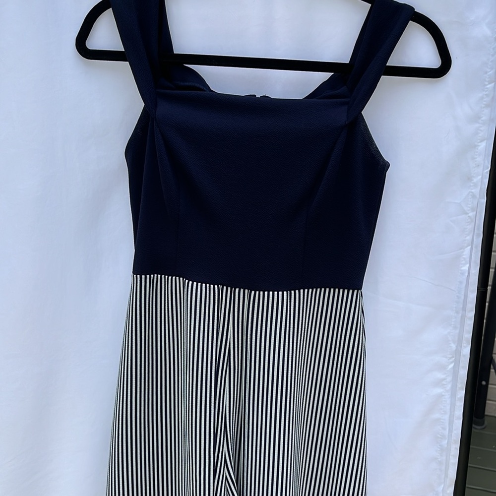 Teeze Me Women’s shorts Romper gently used no snags, stains 40” waist to floor